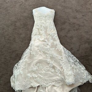 Casablanca Bridal Wedding Dress- flare silhouette, beaded lace